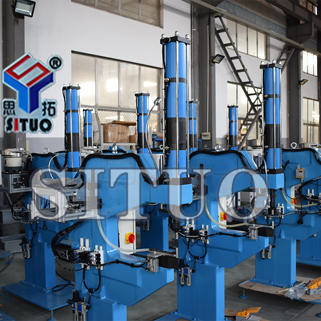 無錫思拓壓鉚機:重塑金屬加工新標準